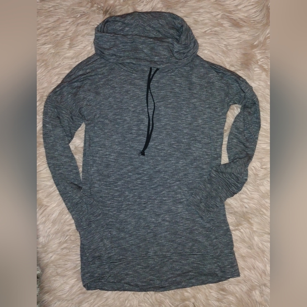 Athleta pullover